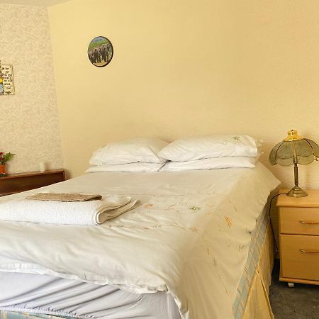 132 Apartment Bushbury Bagian luar foto
